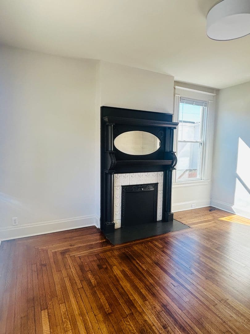 Covington Apartment: 1923 Greenup St. - Unit 1