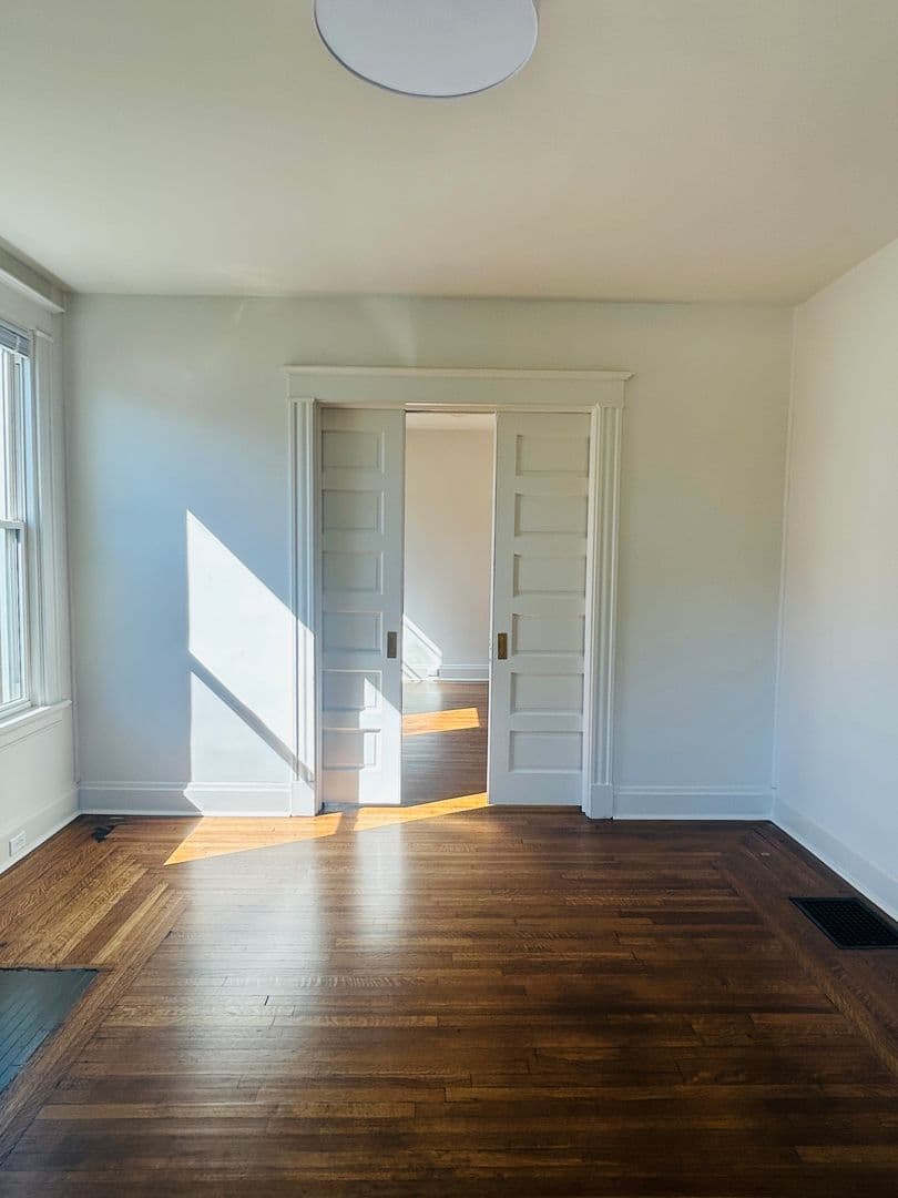 Covington Apartment: 1923 Greenup St. - Unit 1