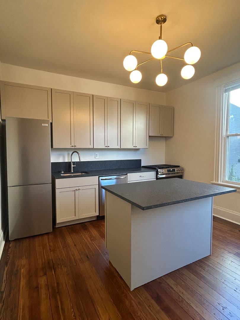 Covington Apartment: 1923 Greenup St. - Unit 1