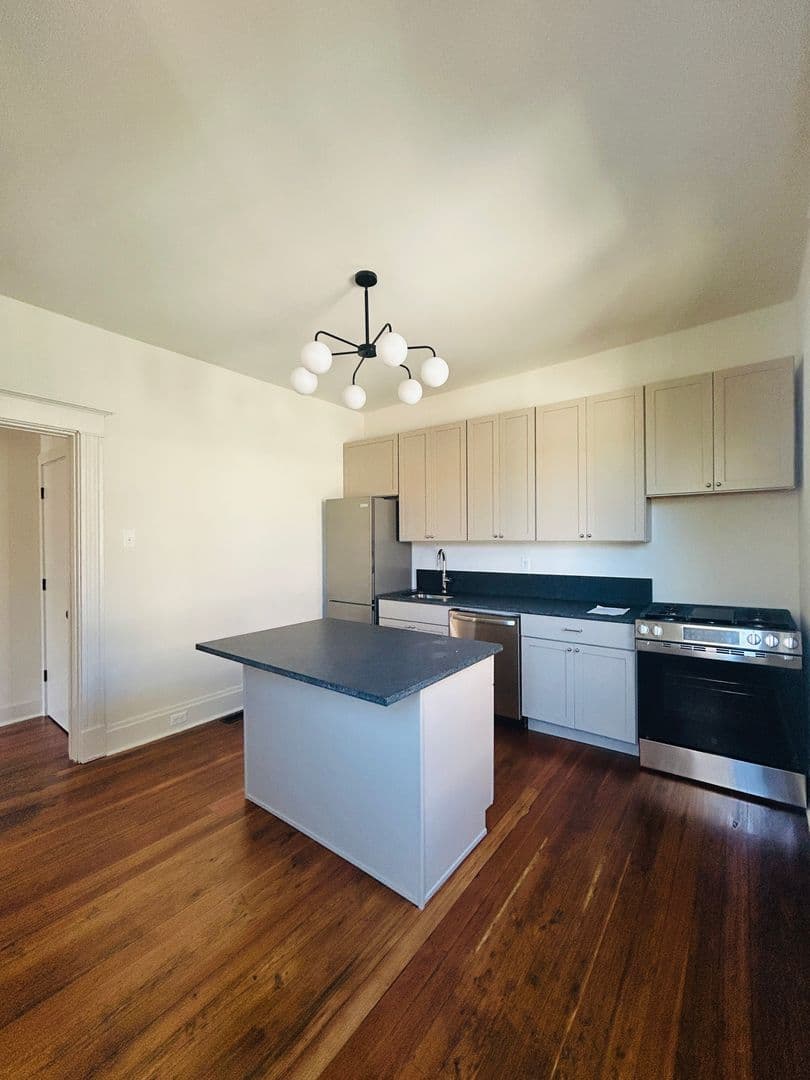 Covington Apartment: 1923 Greenup St. - Unit 2