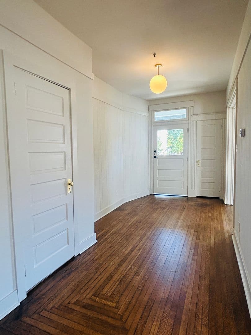 Covington Apartment: 1923 Greenup St. - Unit 1