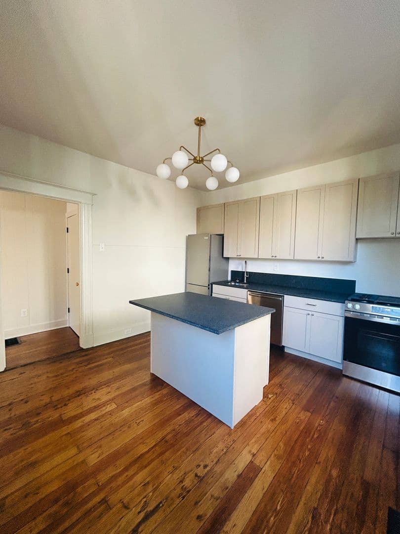 Covington Apartment: 1923 Greenup St. - Unit 1