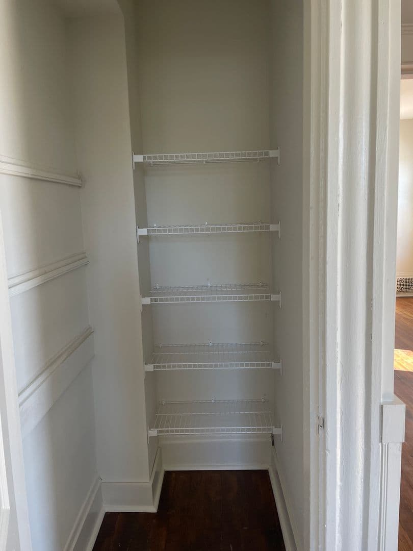 Covington Apartment: 1923 Greenup St. - Unit 4