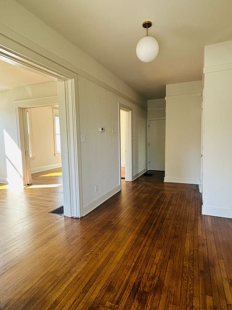 Covington Apartment: 1923 Greenup St. - Unit 1