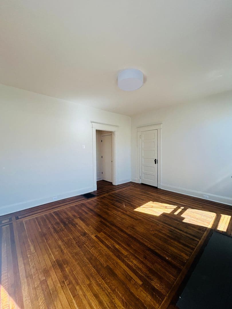 Covington Apartment: 1923 Greenup St. - Unit 3