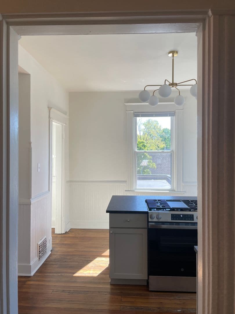 Covington Apartment: 1923 Greenup St. - Unit 4