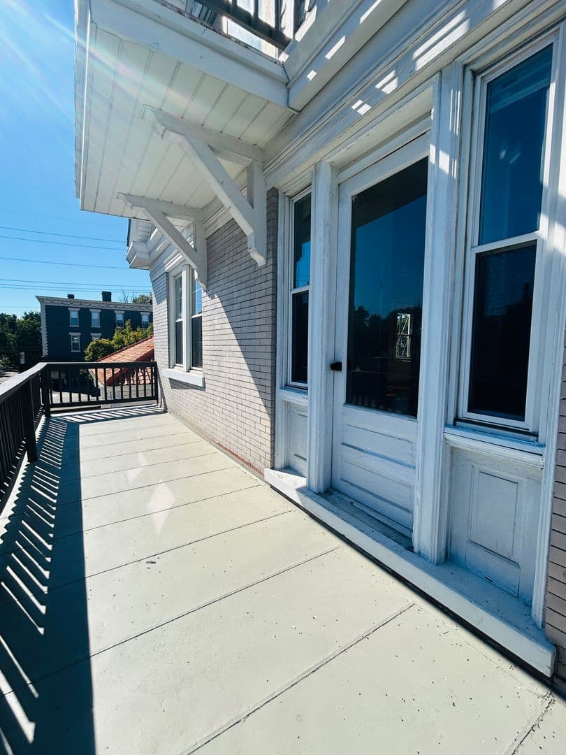 Covington Apartment: 1923 Greenup St. - Unit 2