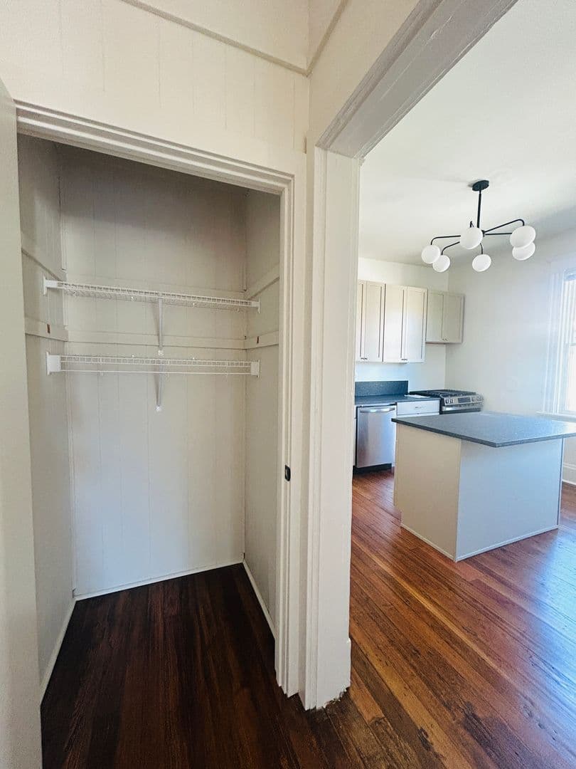 Covington Apartment: 1923 Greenup St. - Unit 2