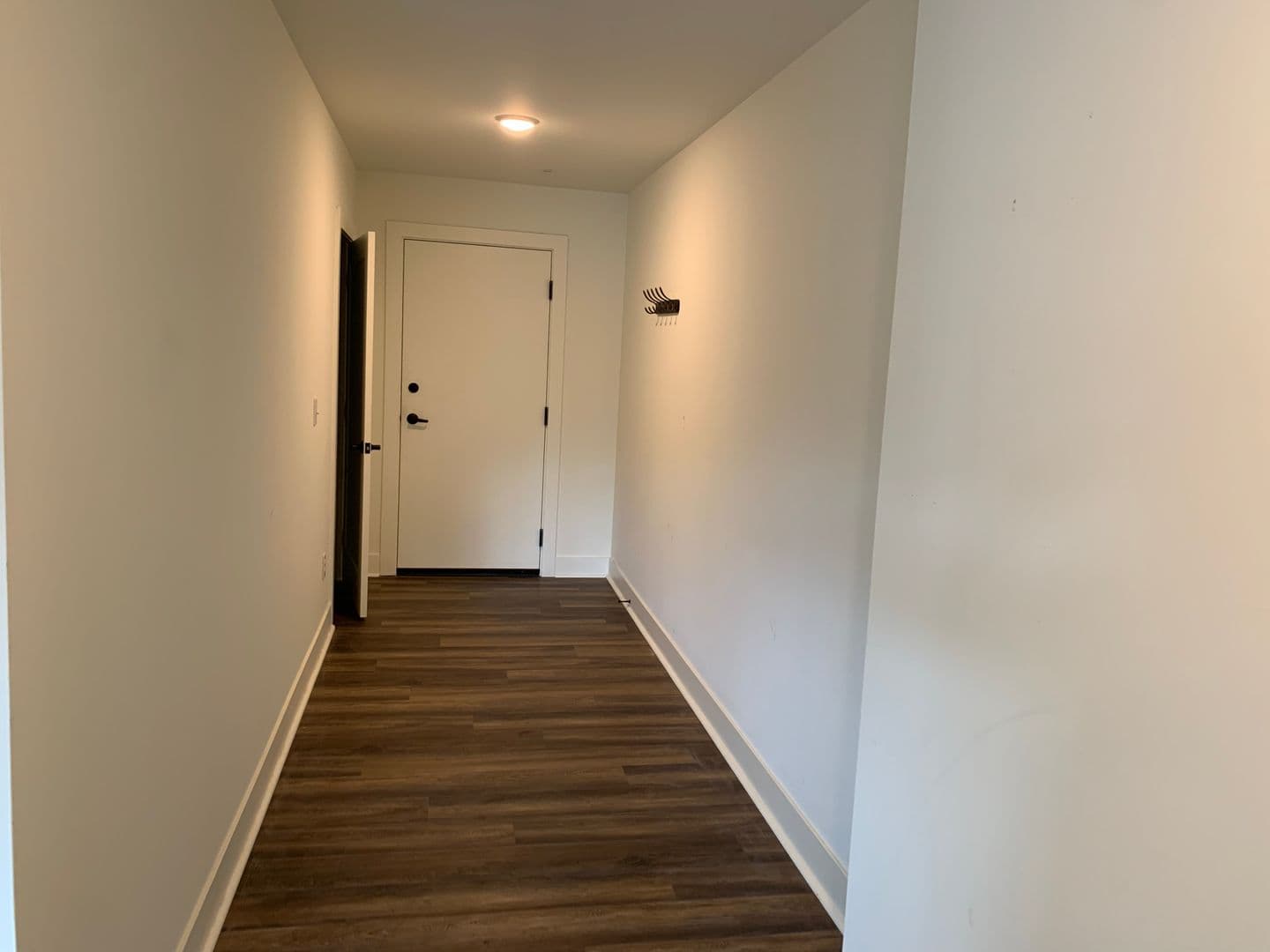 Bellevue Apartment: 239 Grandview Ave.