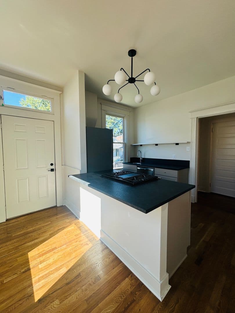 Covington Apartment: 1923 Greenup St. - Unit 3