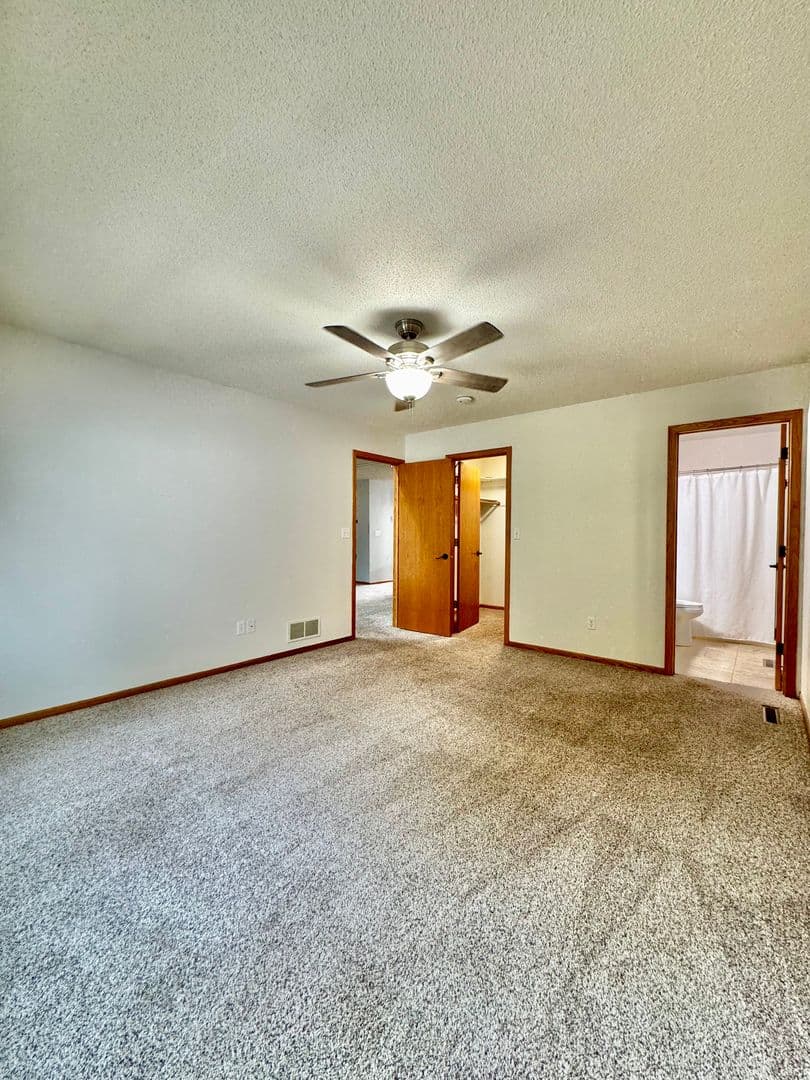 ROCHESTER Townhome: 4851 TEE CT SW