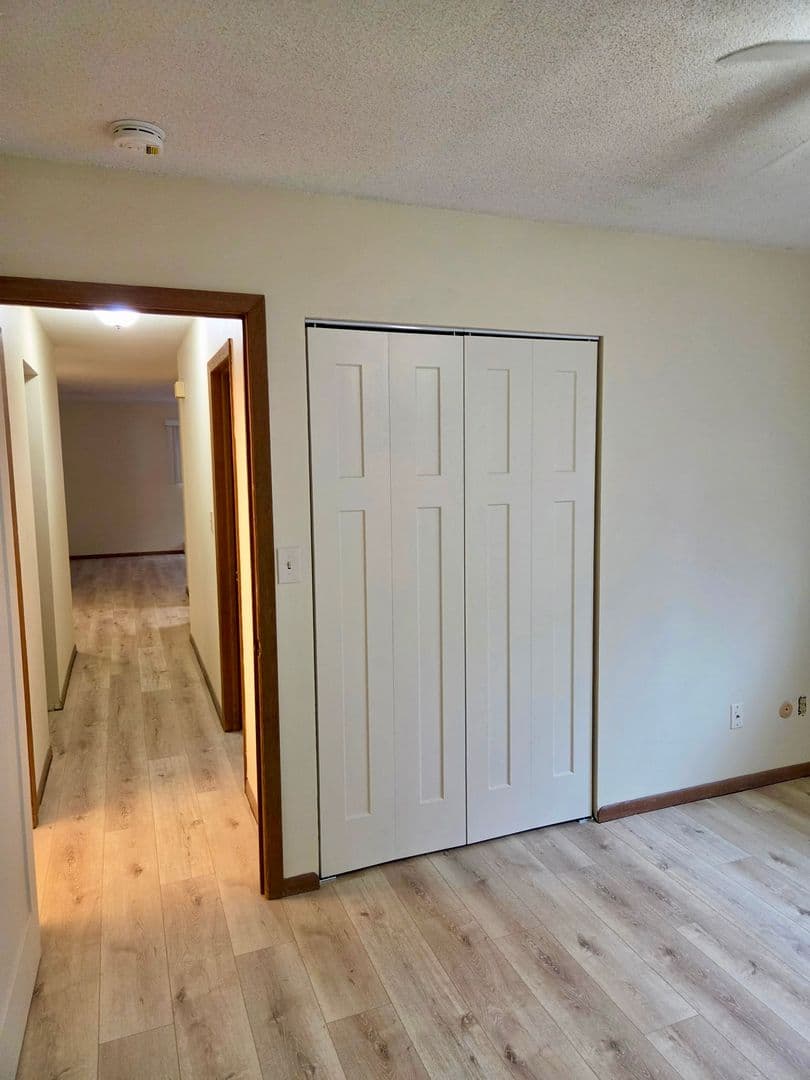 Rochester Apartment: 315 27th Street NE