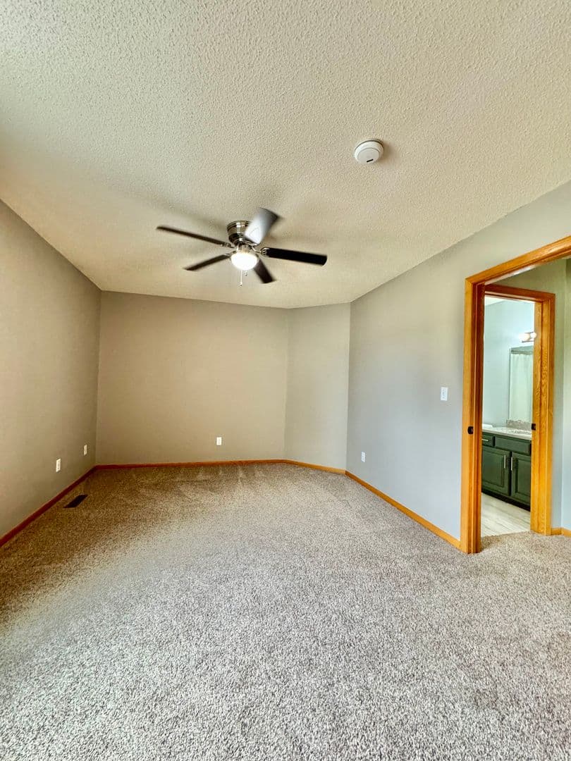 ROCHESTER Townhome: 4851 TEE CT SW