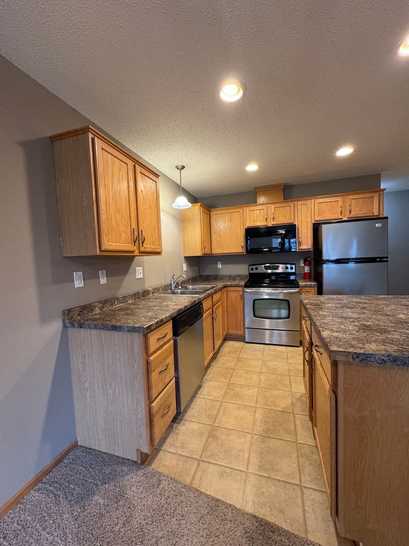 Rochester Townhome: 3022 Venice Ln. N.W.