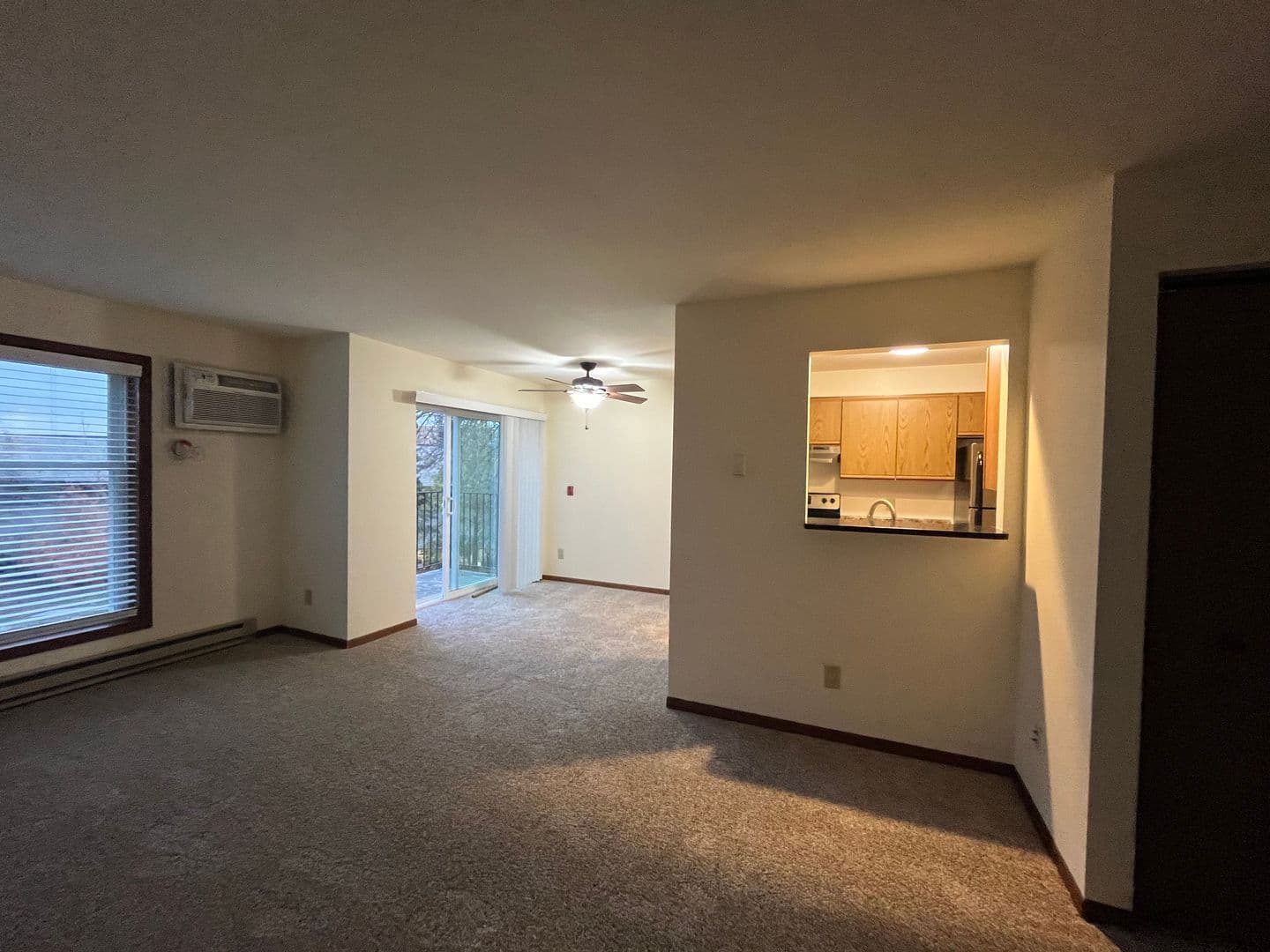 Madison Apartment: 477 S High Point Rd