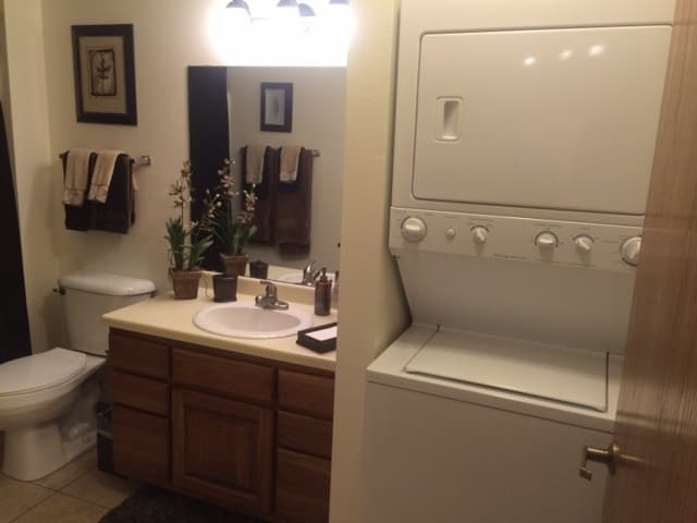 Madison Apartment: 12 Sayner Ct Apt 55
