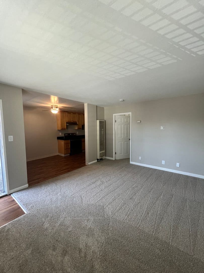 San Jose Apartment: 51 Glen Eyrie