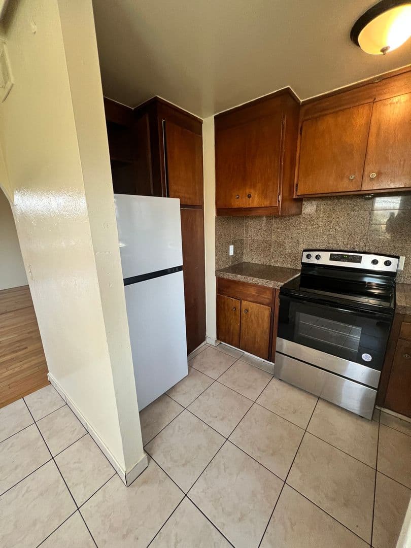 San Jose Apartment: 2870 Almaden Expressway