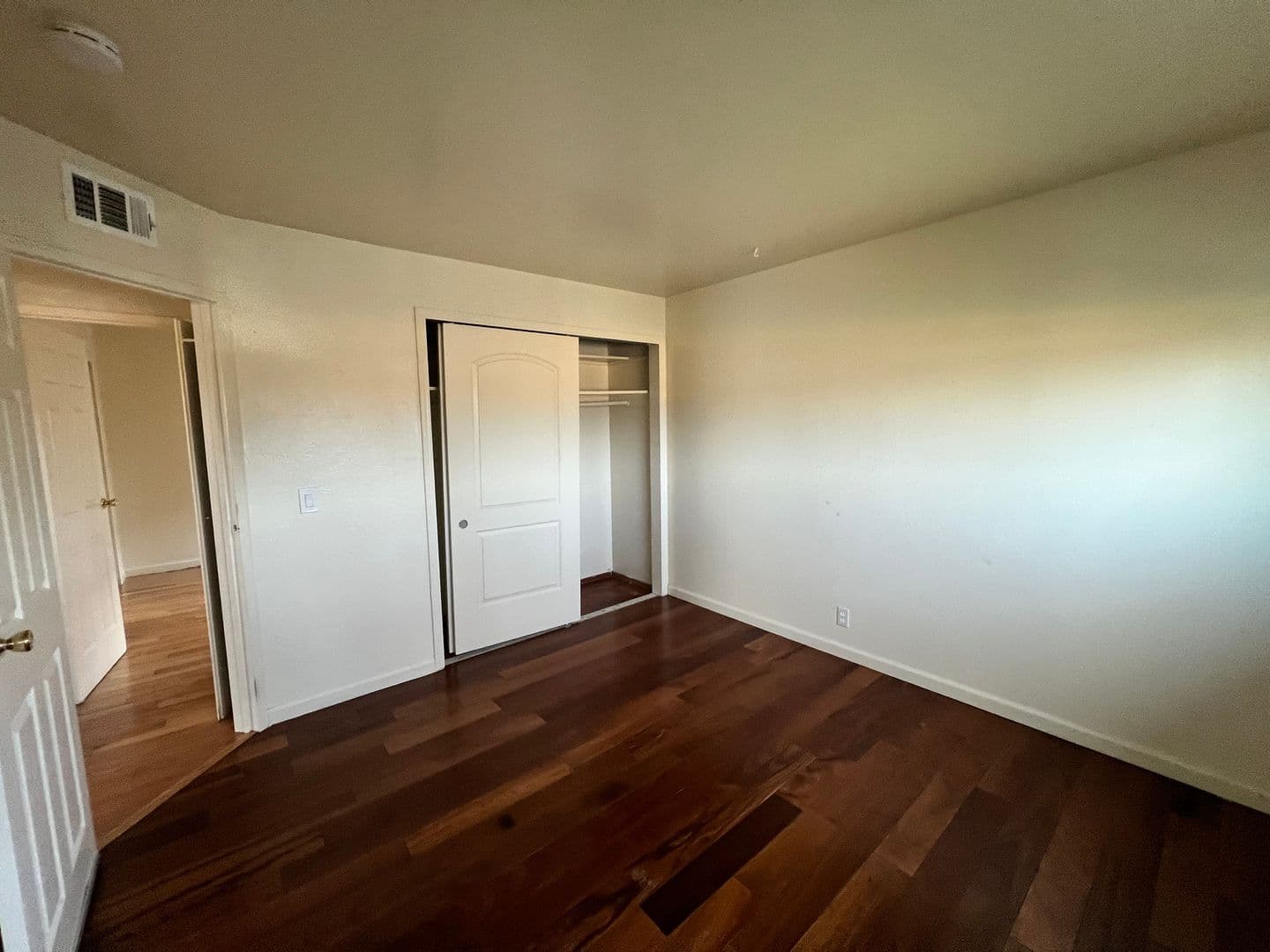 San Jose Apartment: 2870 Almaden Expressway