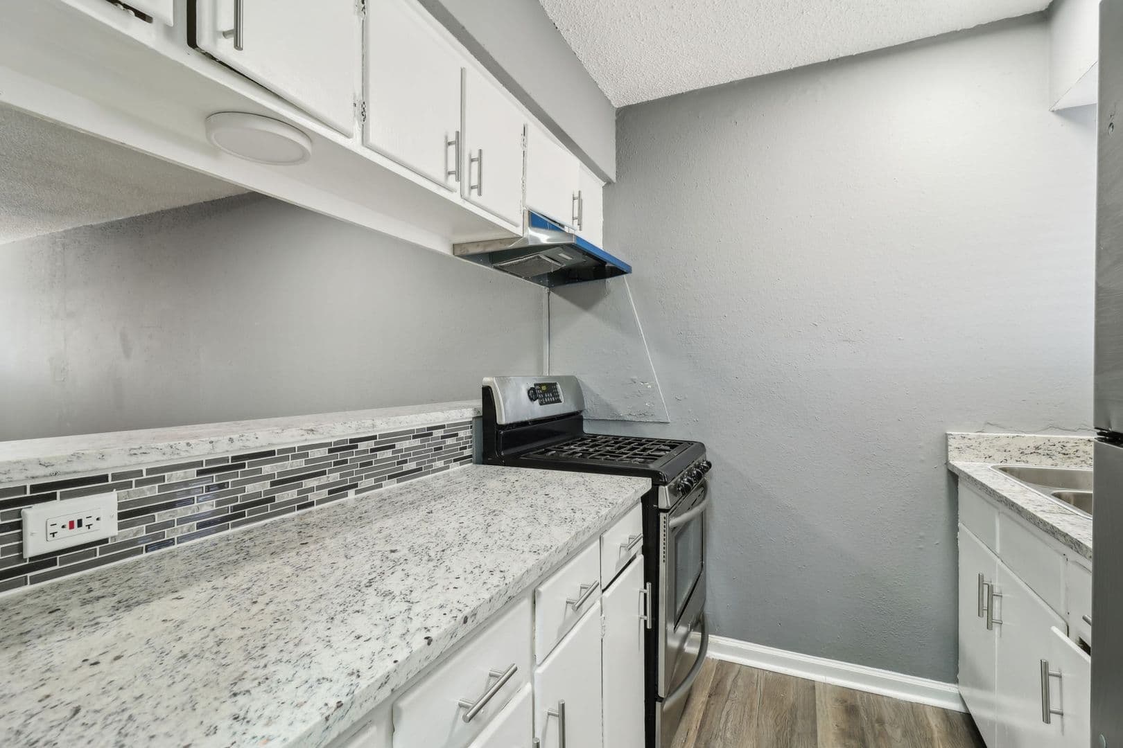 San Antonio Apartment: 2531 clara ln