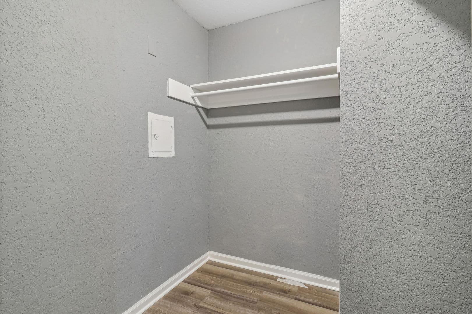 San Antonio Apartment: 2531 clara ln