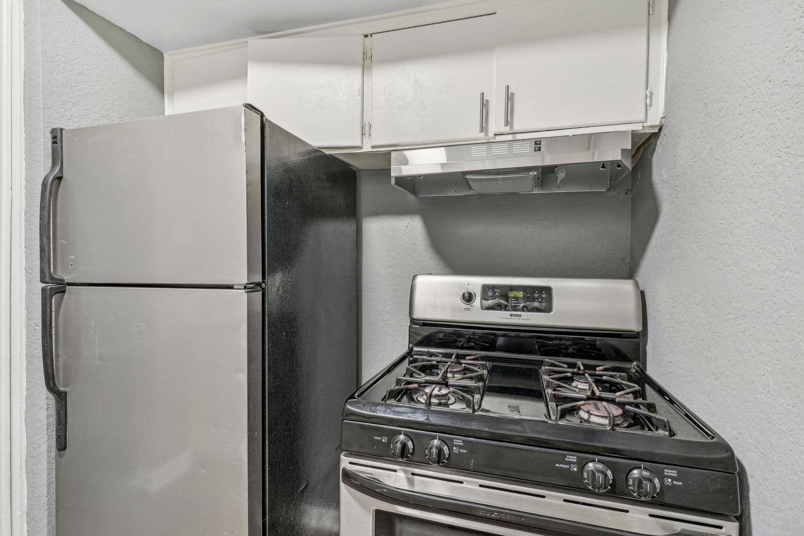 San Antonio Apartment: 2531 clara ln