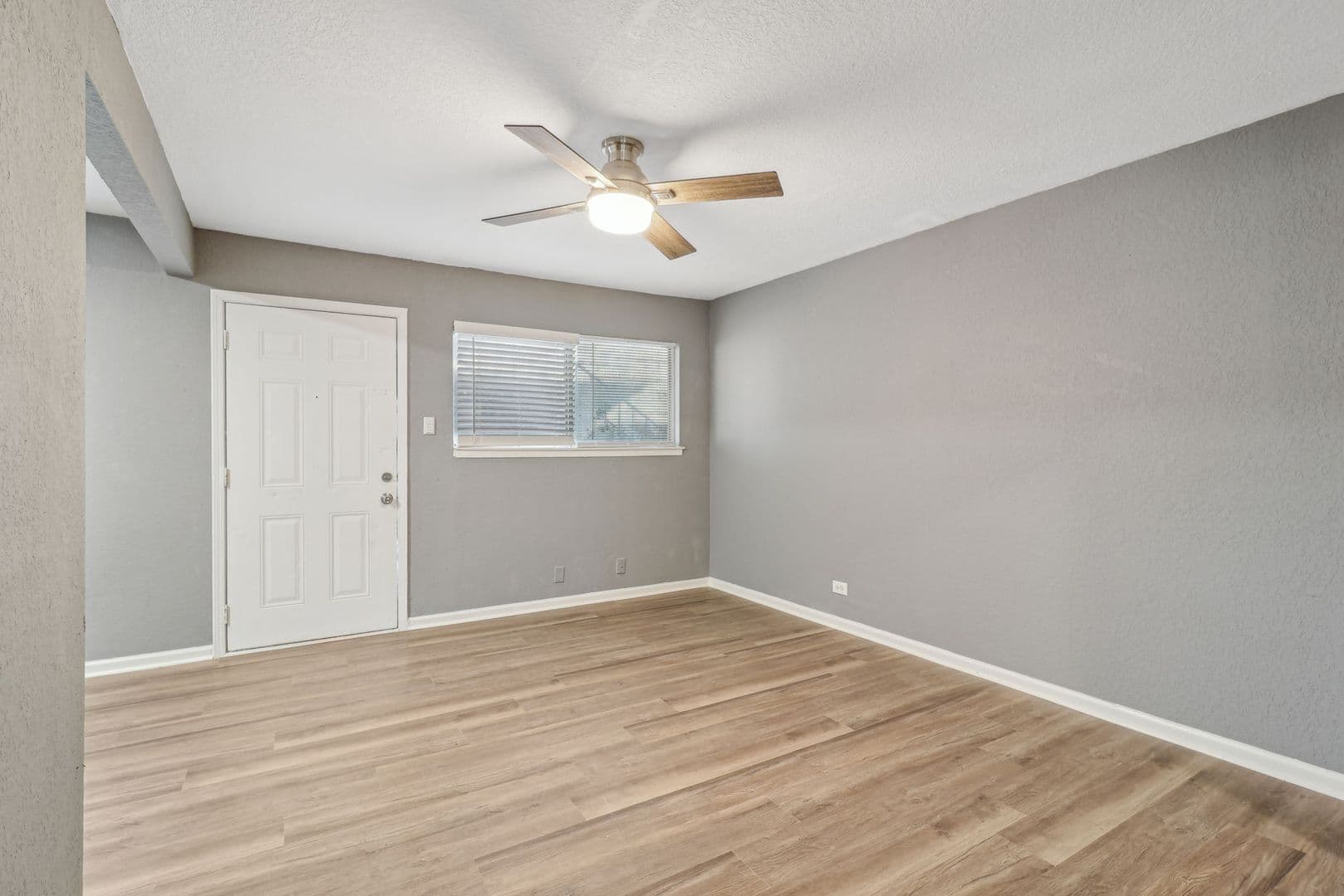 San Antonio Apartment: 2531 clara ln