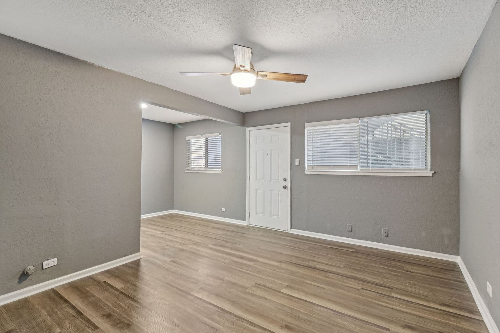 San Antonio Apartment: 2531 clara ln