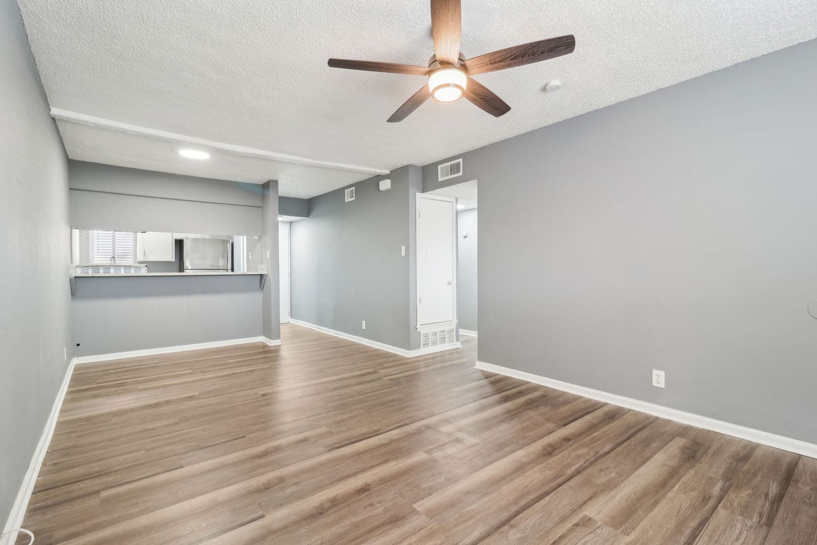 San Antonio Apartment: 2531 clara ln
