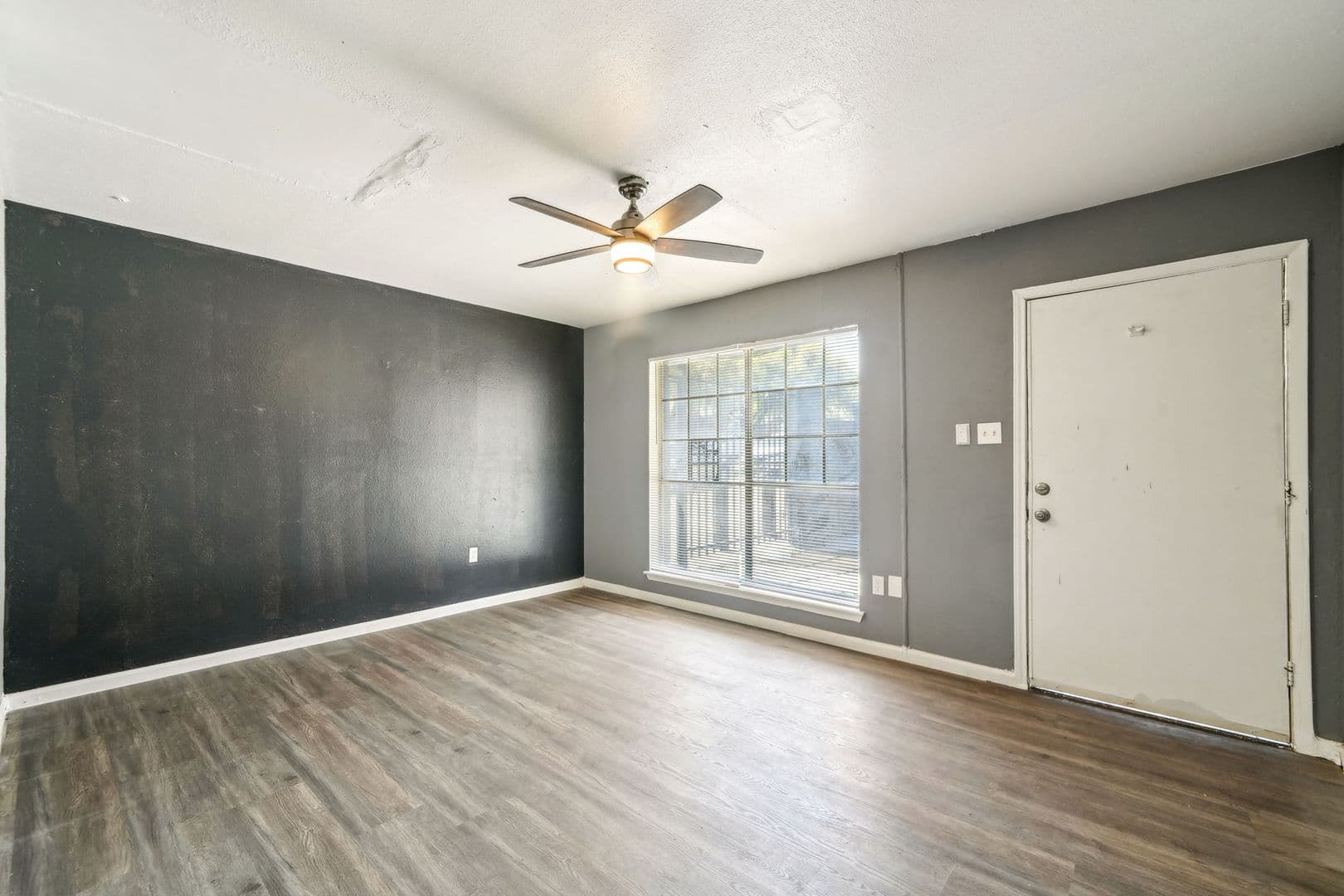 San Antonio Apartment: 135 De Chantle Road
