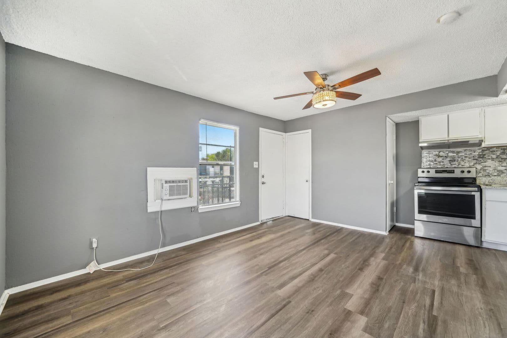 San Antonio Apartment: 4438 N. Hein Road