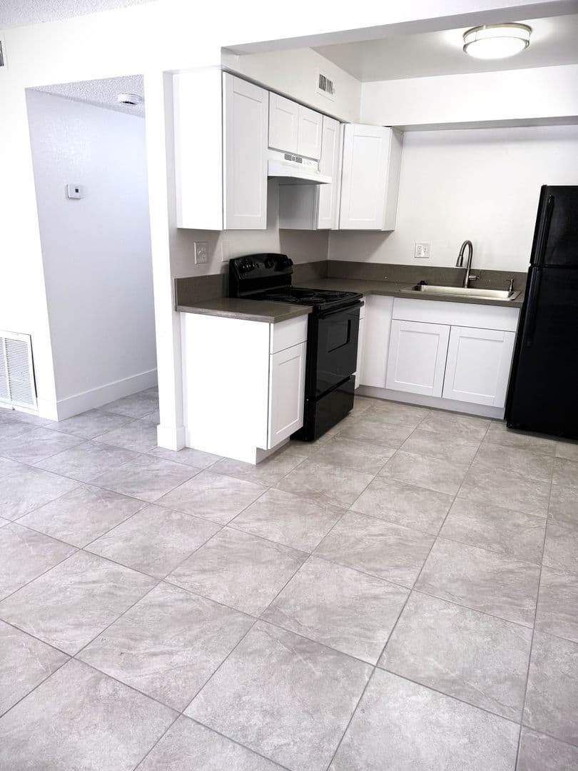 Las Vegas Apartment: 1720 Rexford Drive