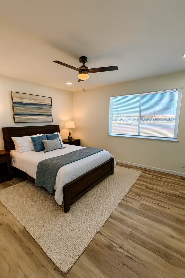 El Paso Apartment: 9800 Montana Ave