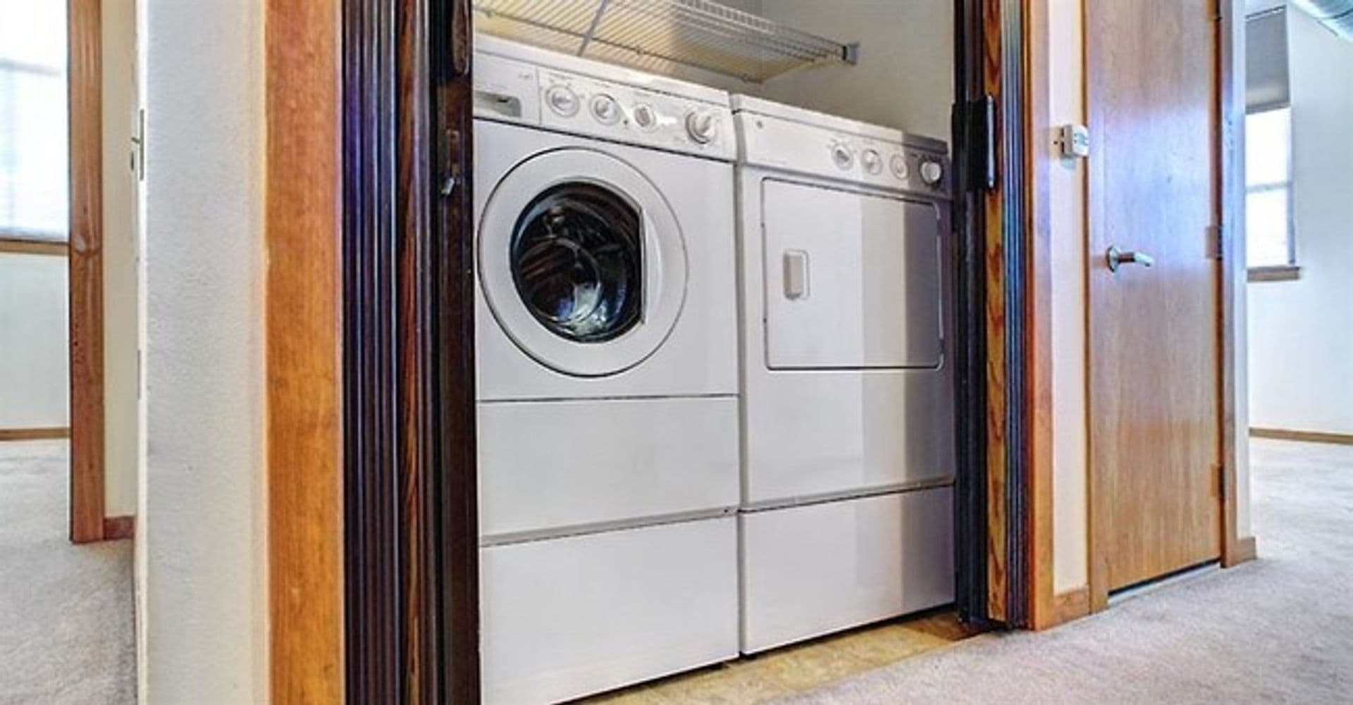 Moline Apartment: 1001 16th