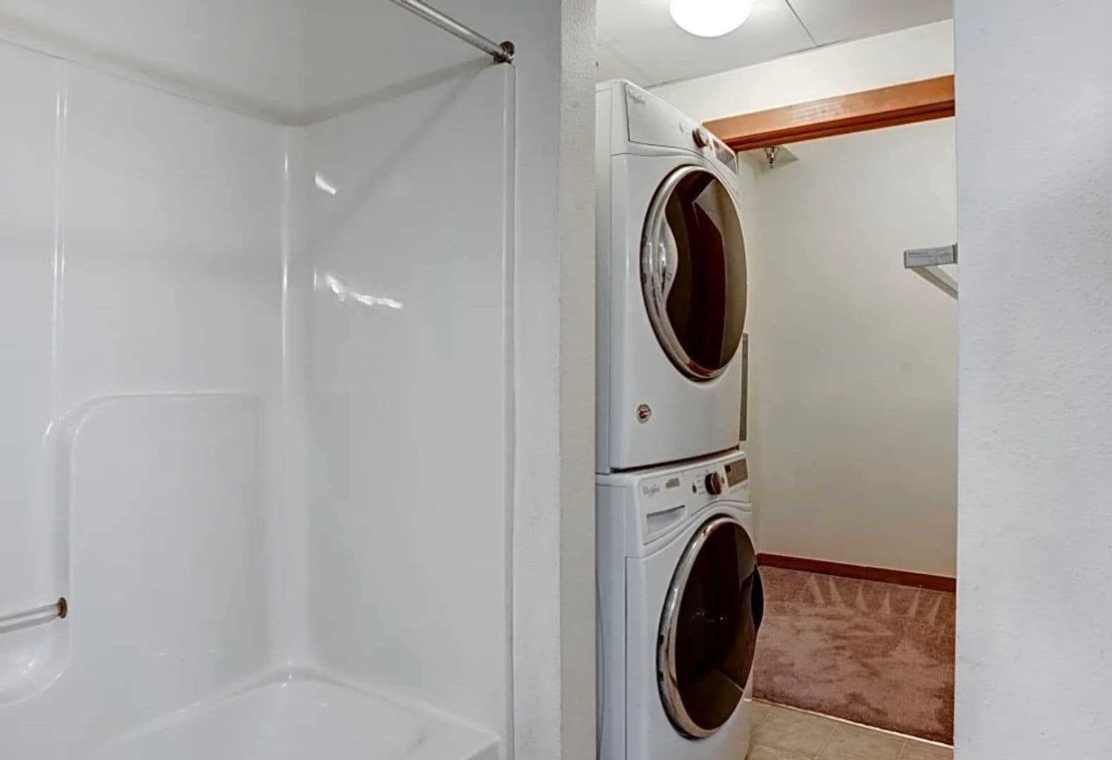 Moline Apartment: 1001 16th