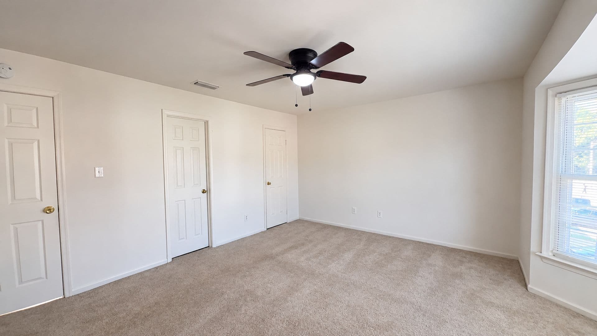 Virginia Beach Townhome: 5522 Baccalaureate Dr