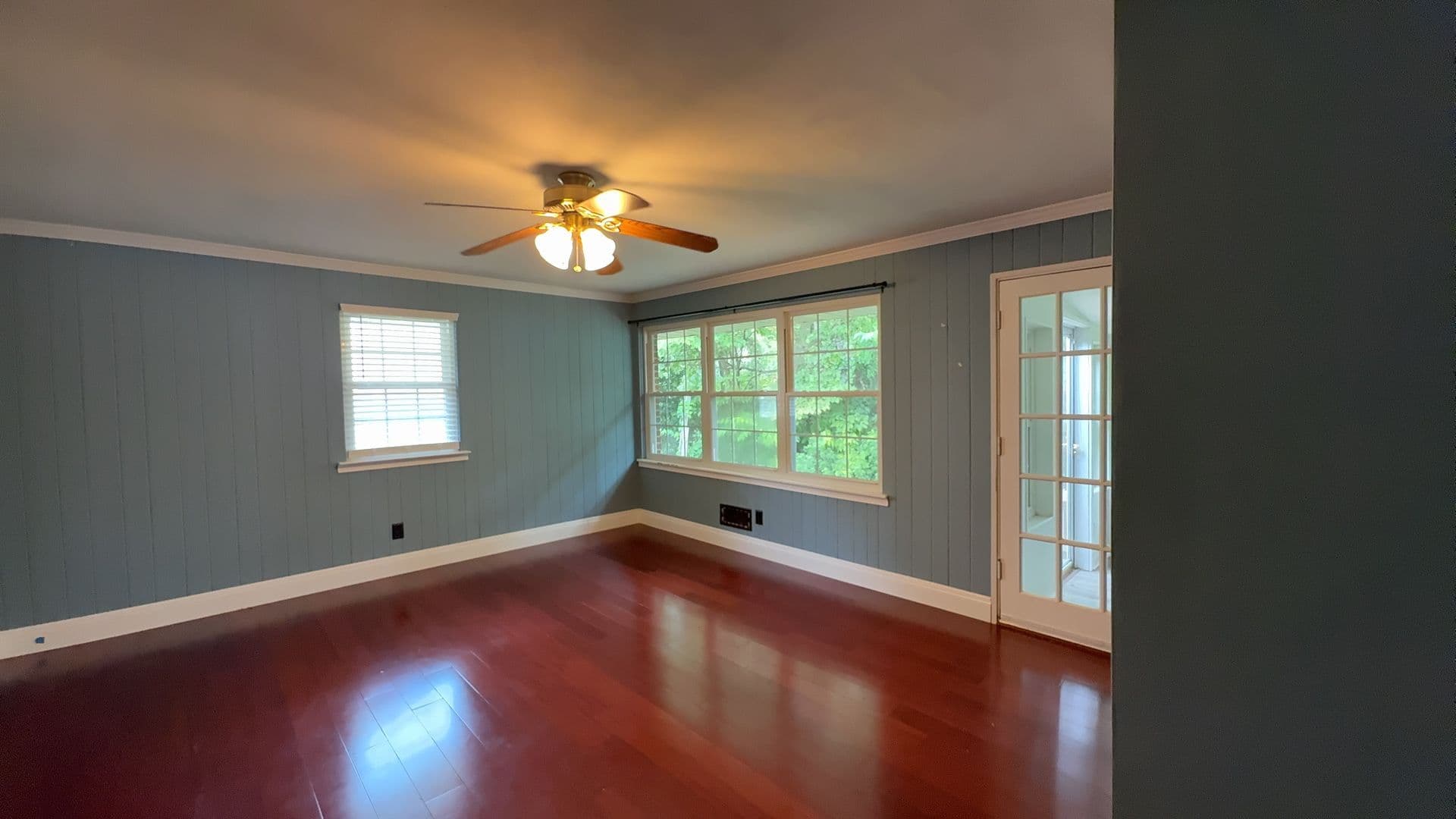 Portsmouth House: 3301 Brookside Ln