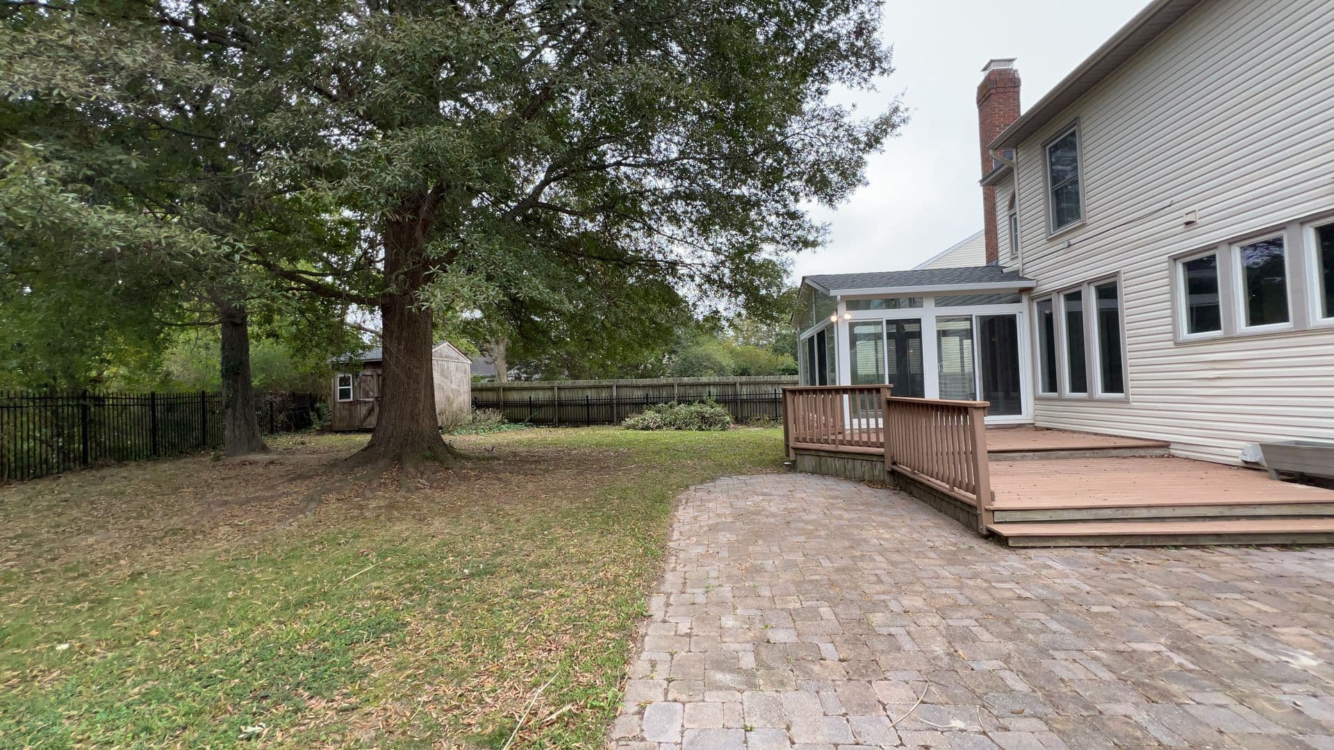 Virginia Beach House: 5245 Chipping Ln