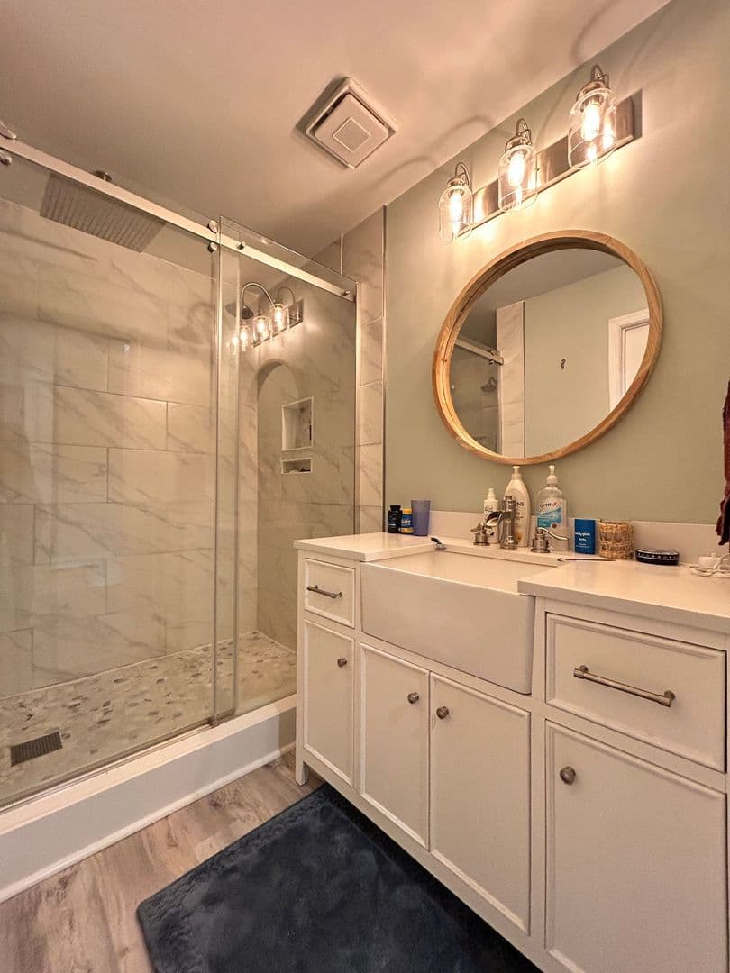 NORFOLK House: 3724 PRETTY LAKE AVE