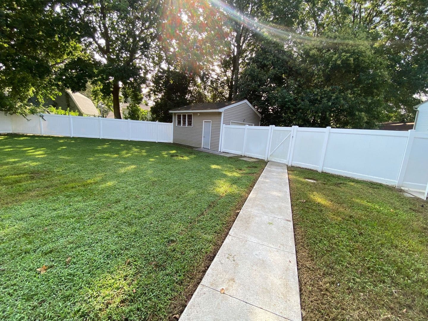 Virginia Beach House: 804 Romney Lane