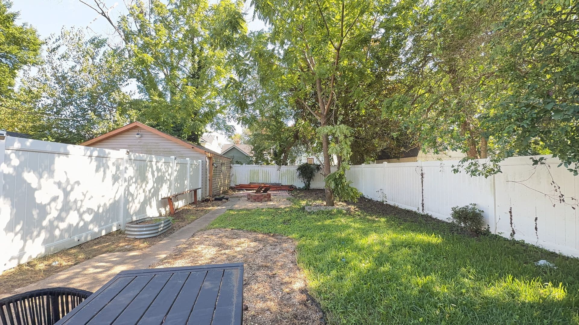 Norfolk House: 1711 Springfield Ave