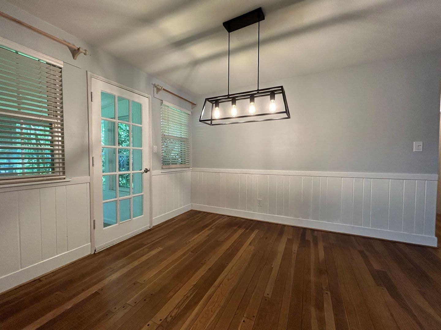 Portsmouth House: 3301 Brookside Ln