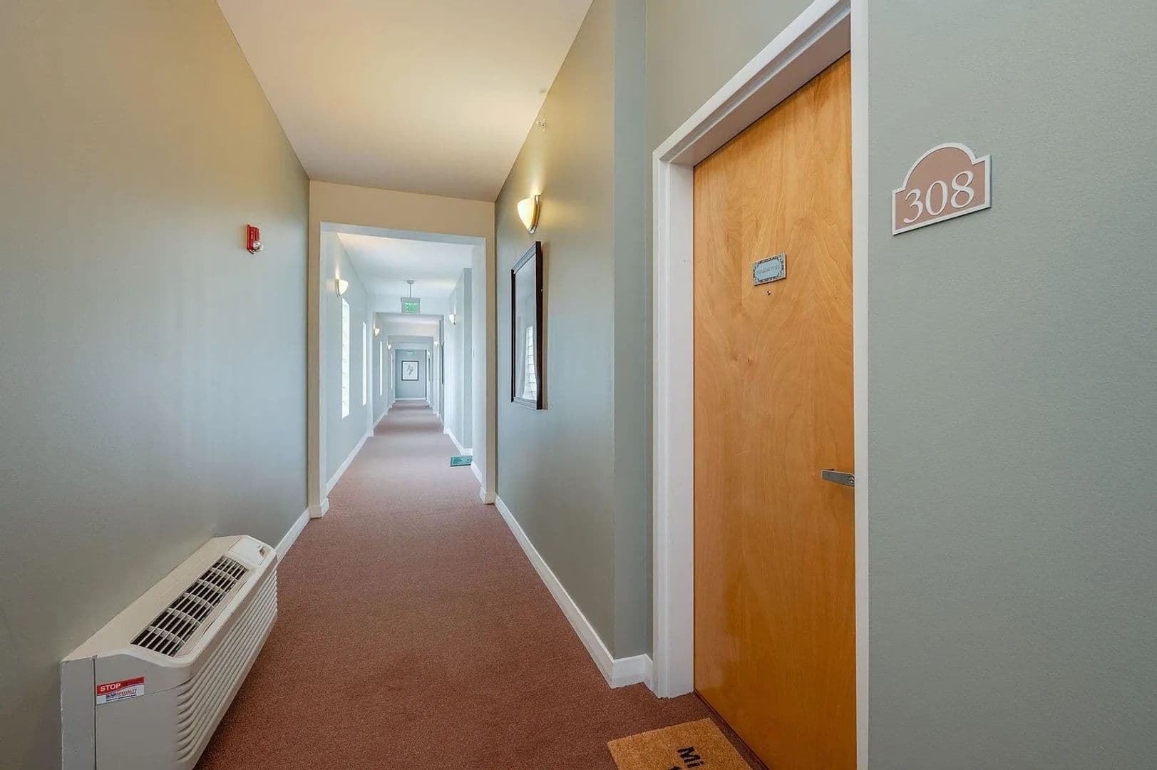 Norfolk Condo: 450 W Princess Anne Rd #308
