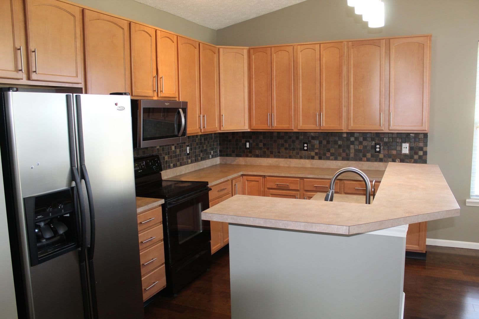 Avon House: 8583 Frosty Rose Dr