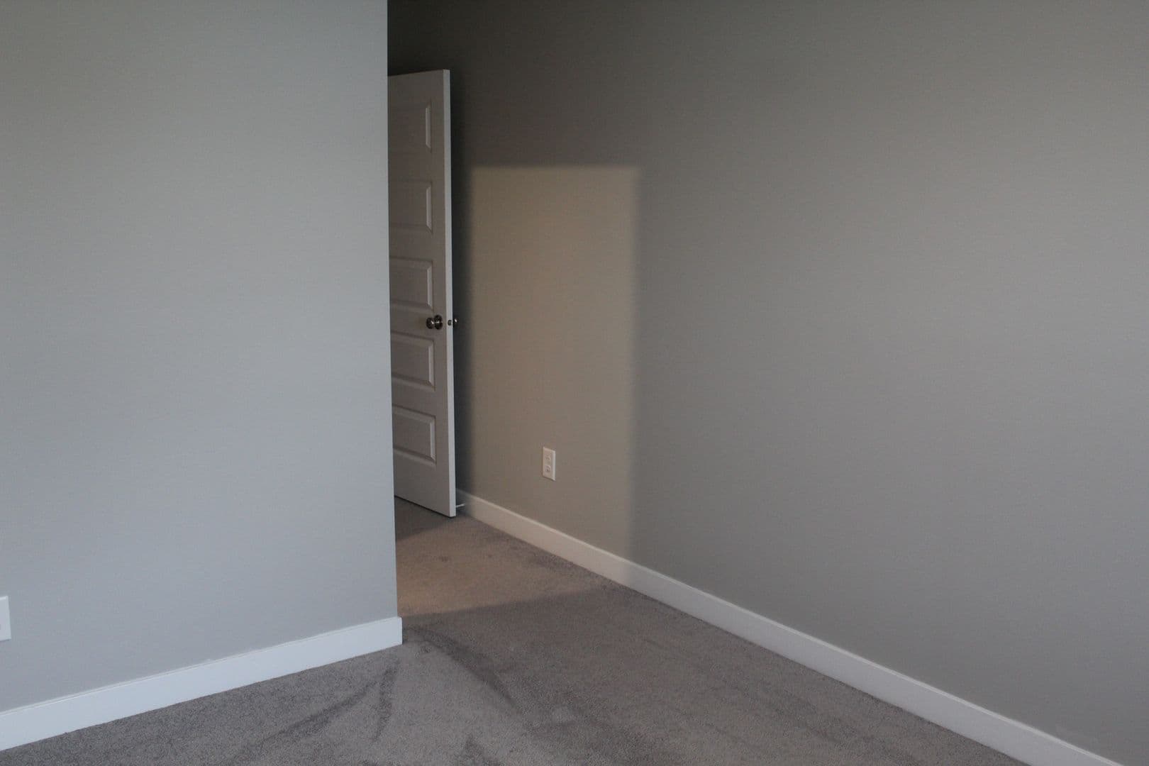 Avon House: 9555 Crossfield Road