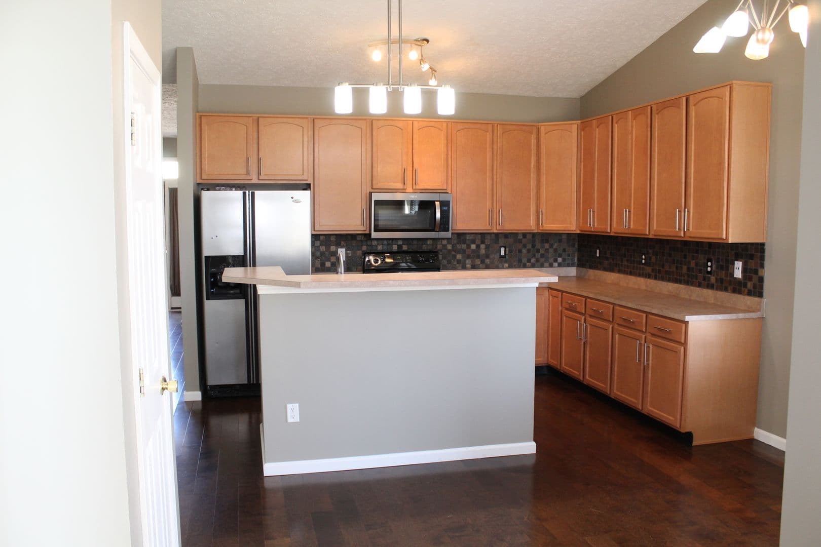 Avon House: 8583 Frosty Rose Dr