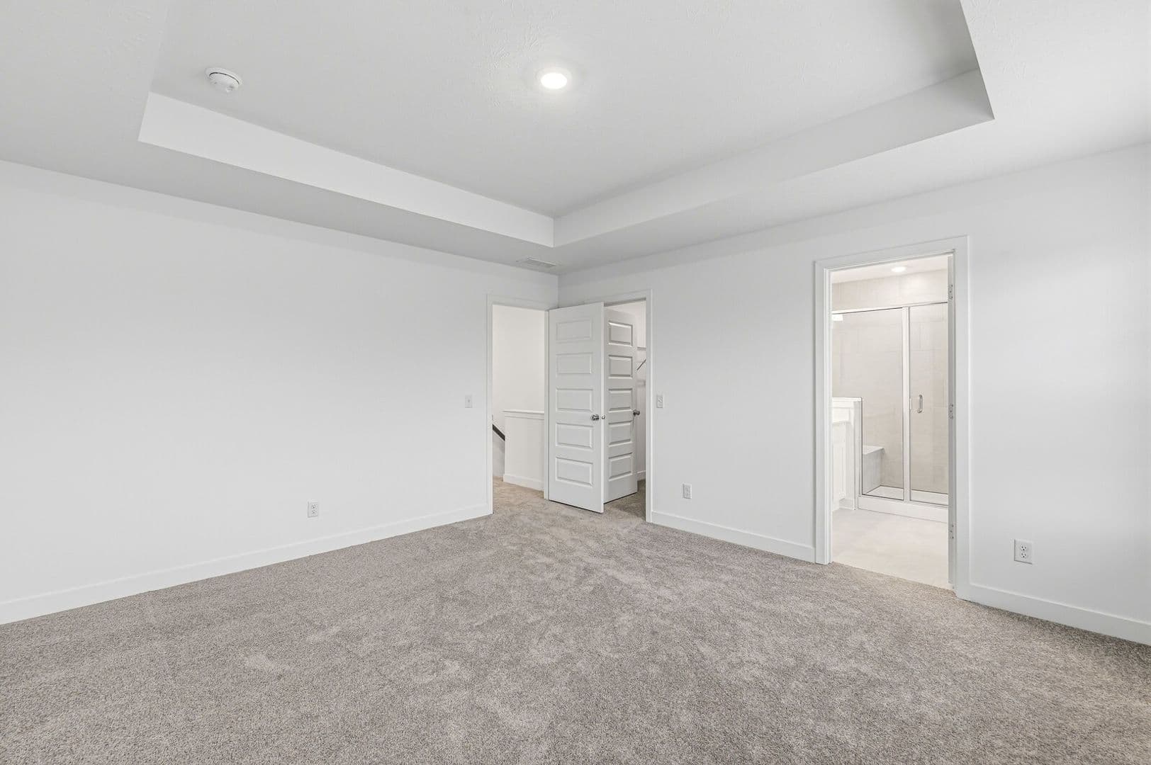 Plainfield House: 5922 Juna Avenue
