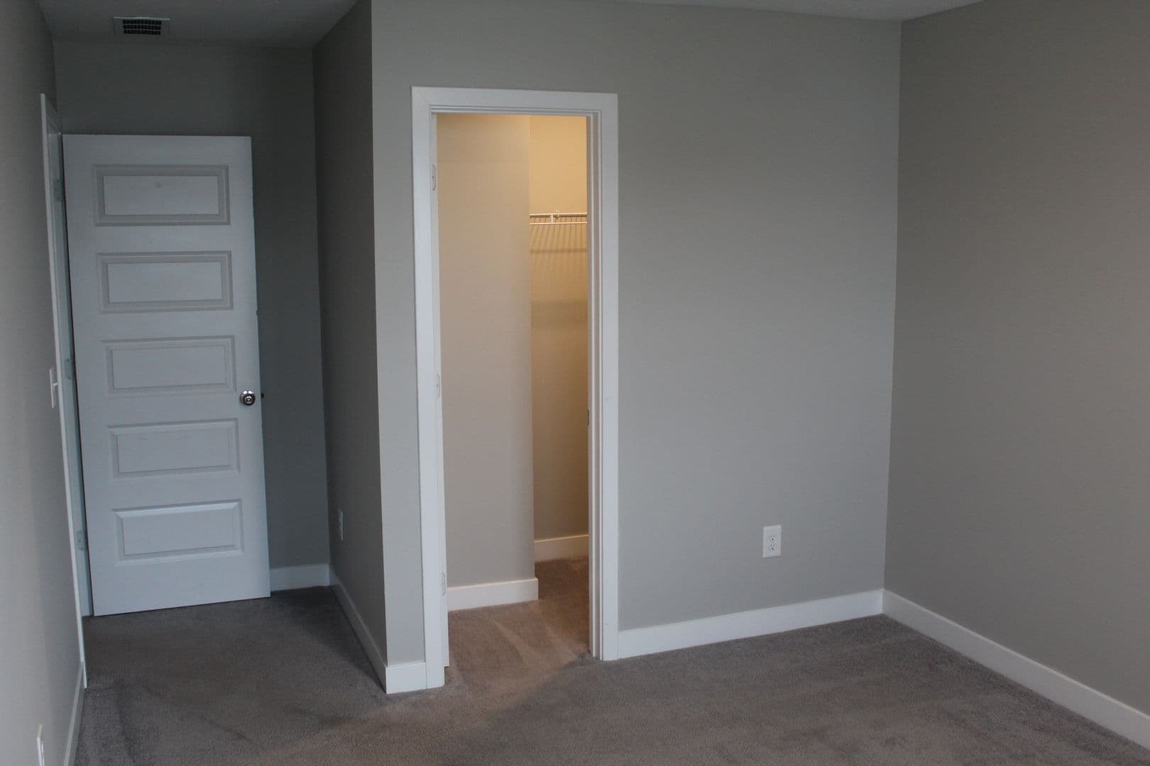 Avon House: 9555 Crossfield Road