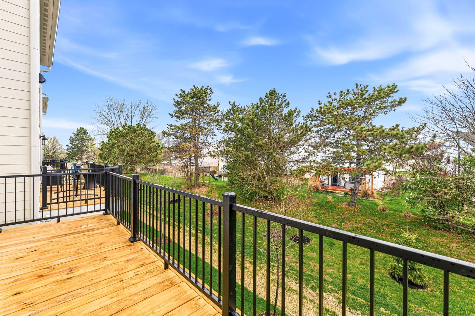 Plainfield House: 5922 Juna Avenue