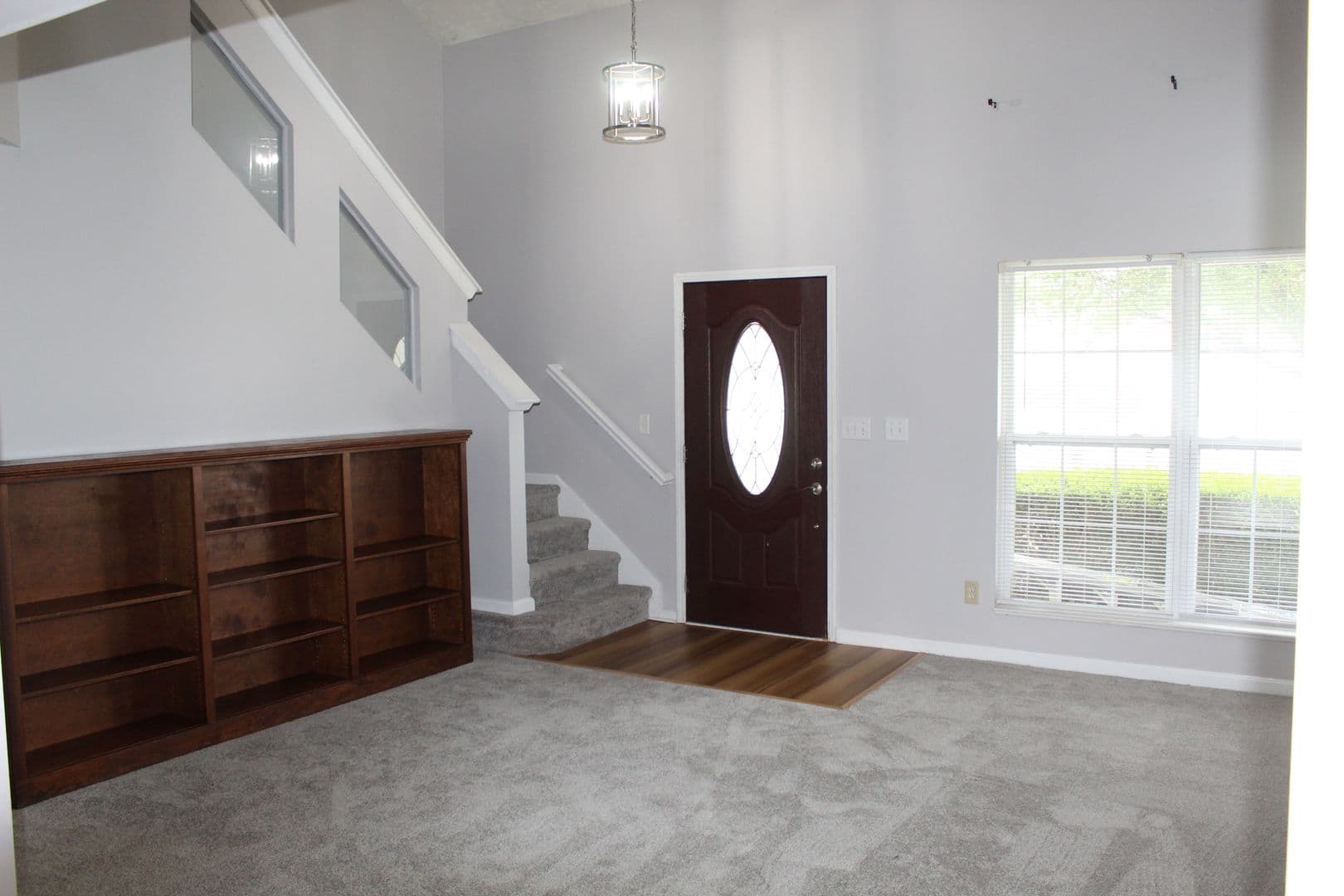 Avon House: 854 Seabreeze Dr